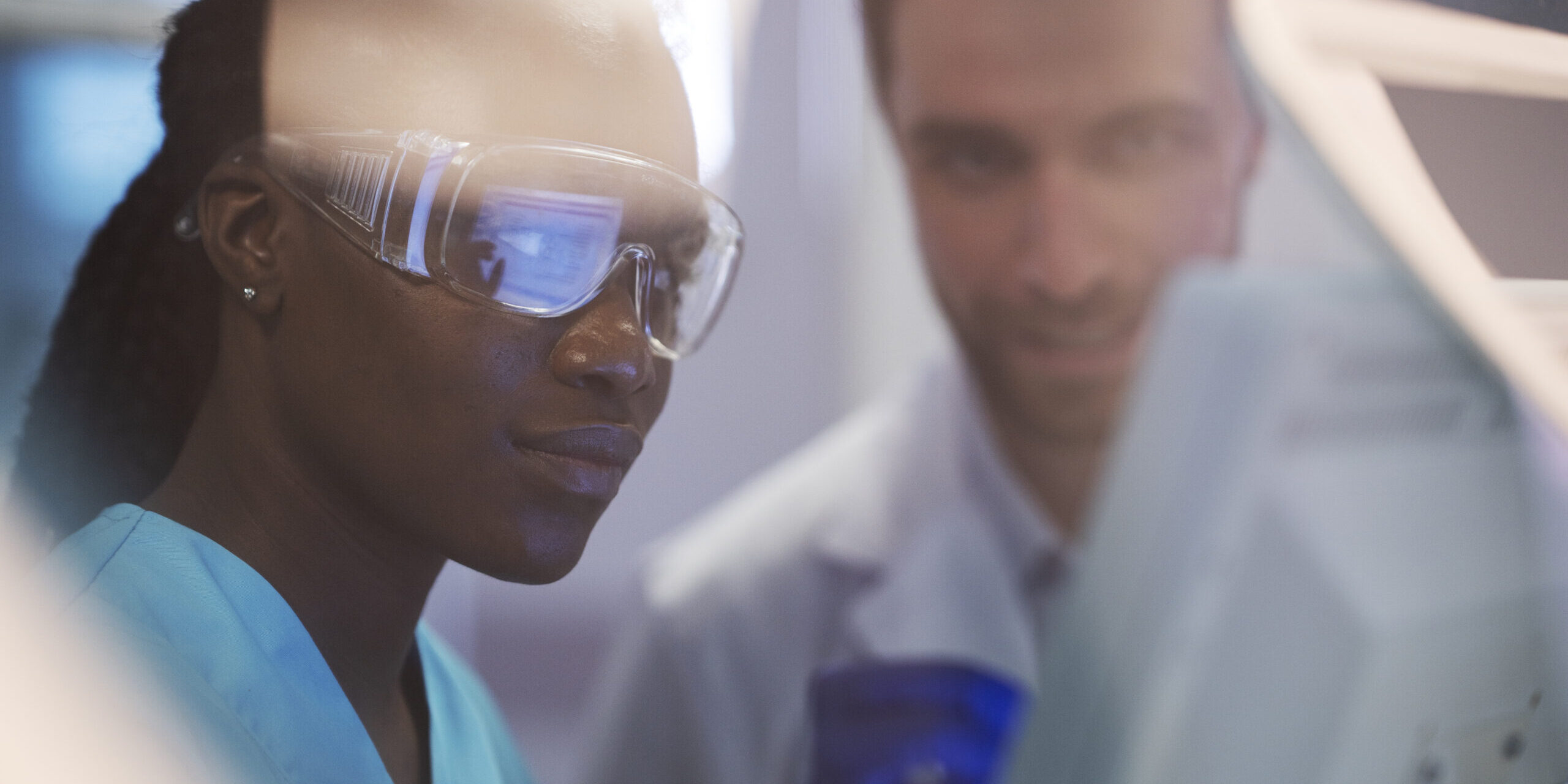 doctor-performing-medical-research-lab